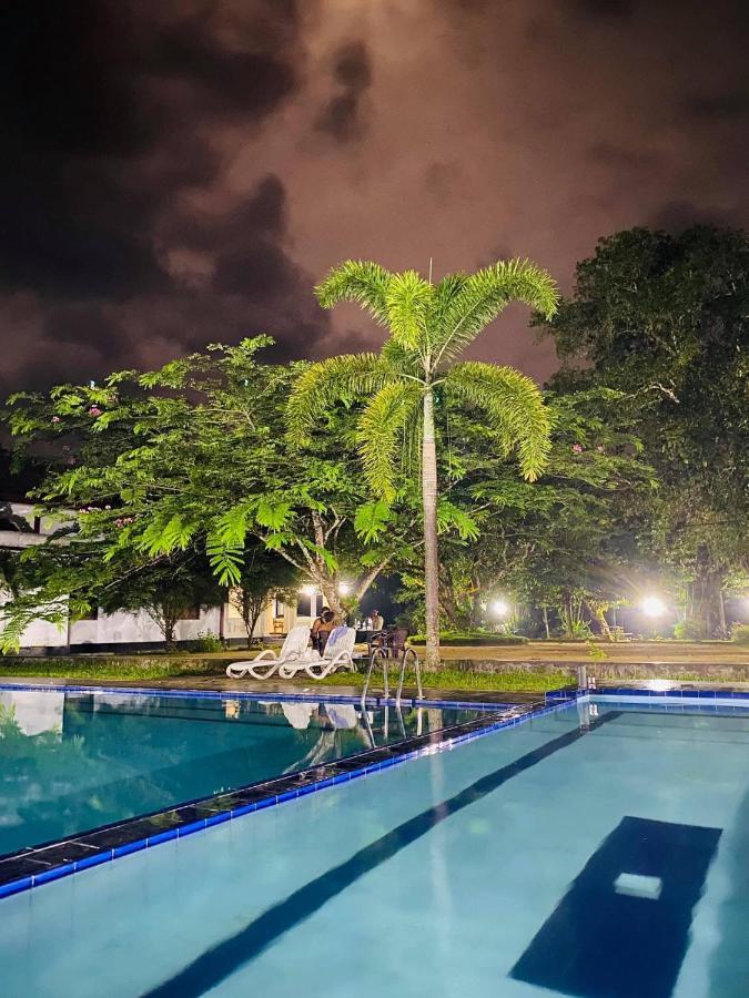 Randiyaepiliyagoda Resort 阿维瑟韦勒 外观 照片